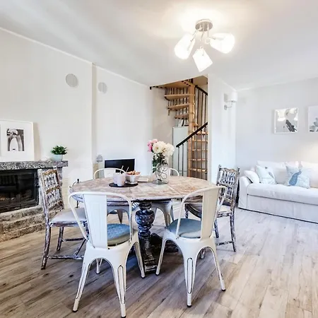 Myhomeincomo - Antico Borgo With Garden And Lake View Appartement